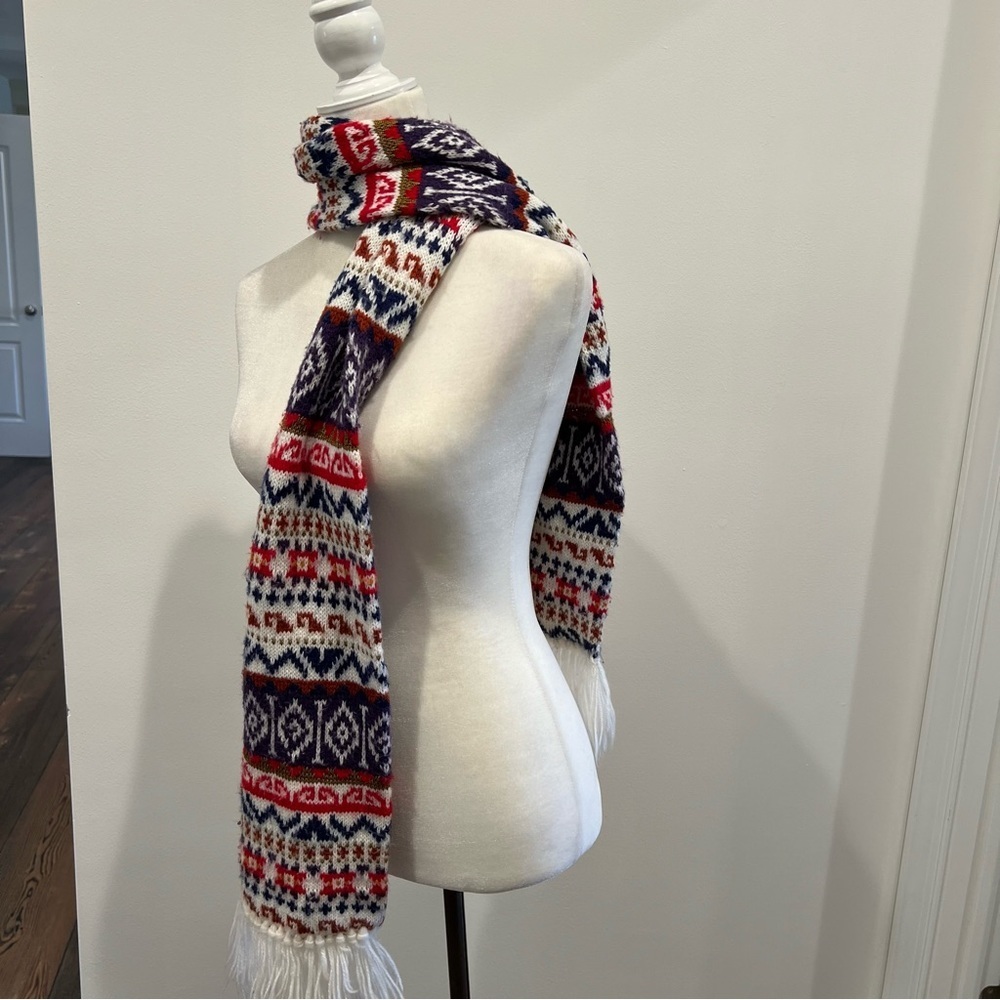 Vintage Hanes Fair Isle Fringe Scarf - Picture 6 of 9